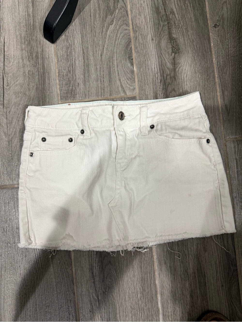 White Denim Mini Skirt - Casual Frayed Hem